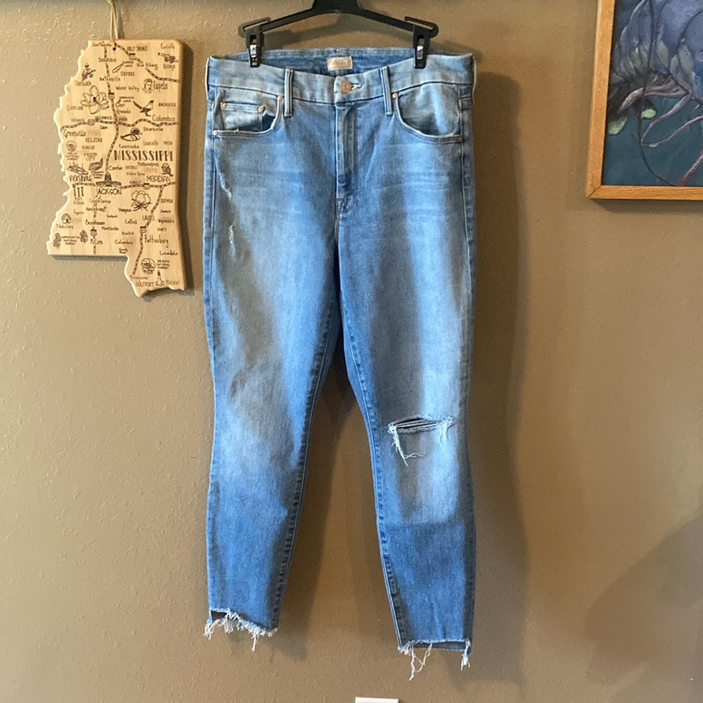Ankle Fray MOTHER jeans - size 32 w/stretch
